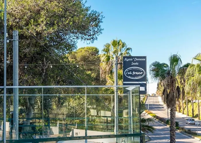 Comfortable Studio + Pool Few Steps From Beach